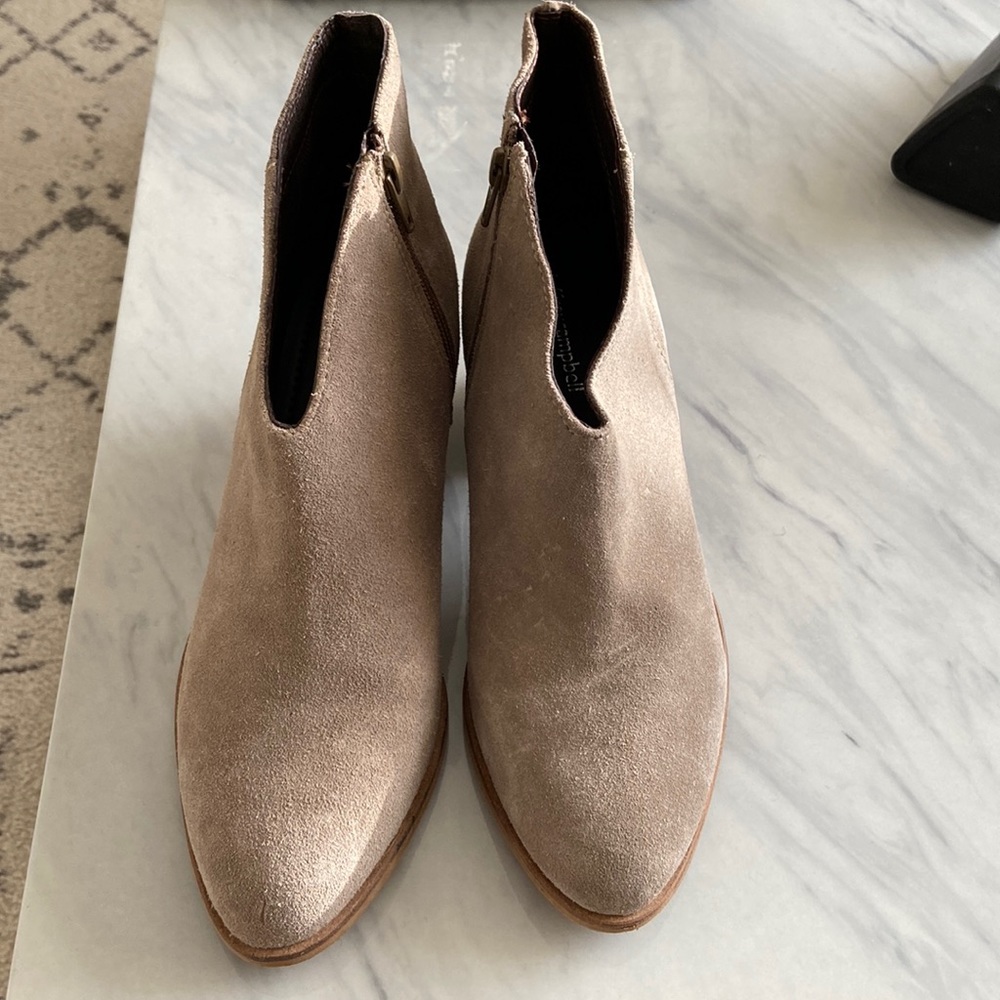 NWOB Jeffrey Campbell Kamet 2 Booties